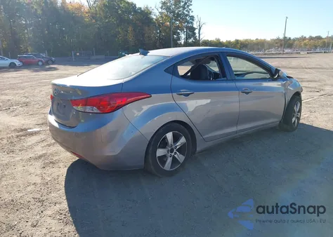 2012 Hyundai Elantra Gls (Ulsan Plant) z USA, uszkodzony, nr VIN KMHDH4AE8CU345930